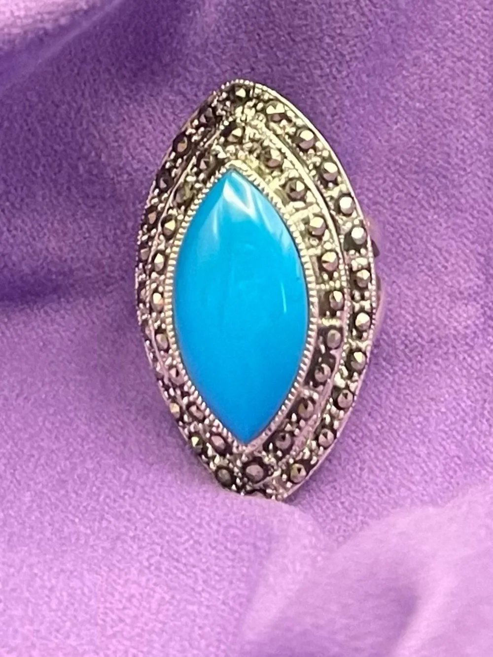 Vtg .925 SS Turquoise Marcacite Very Large Statement Cocktail ring sz 7.5 /10.2g